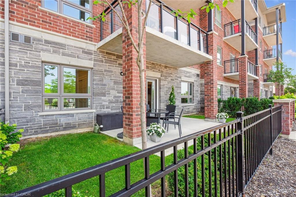 121-35 Kingsbury Square Unit: 121