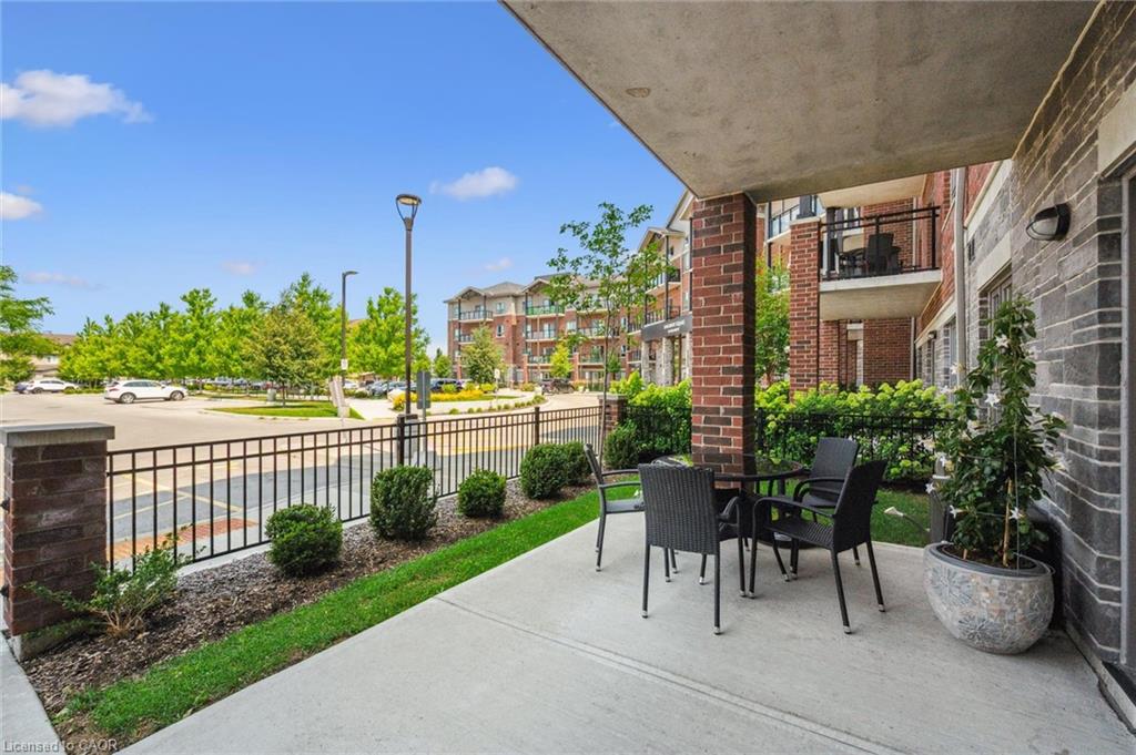 121-35 Kingsbury Square Unit: 121