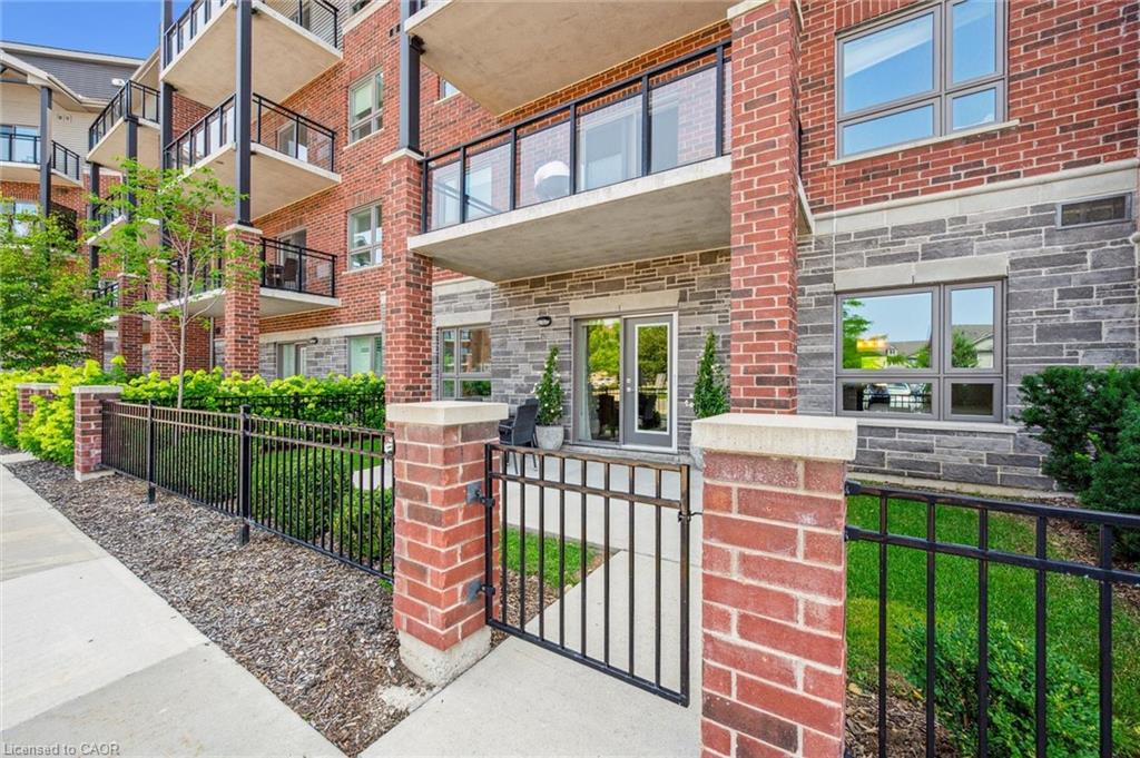 121-35 Kingsbury Square Unit: 121