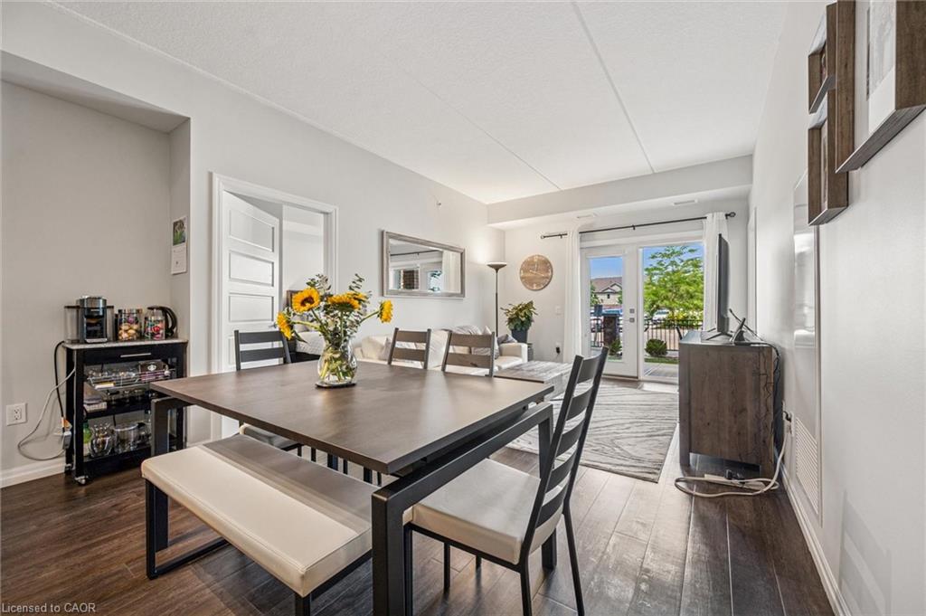121-35 Kingsbury Square Unit: 121