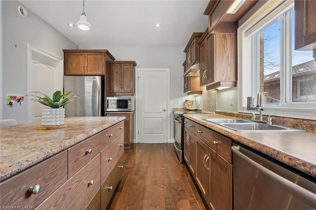 60A Eastview Road