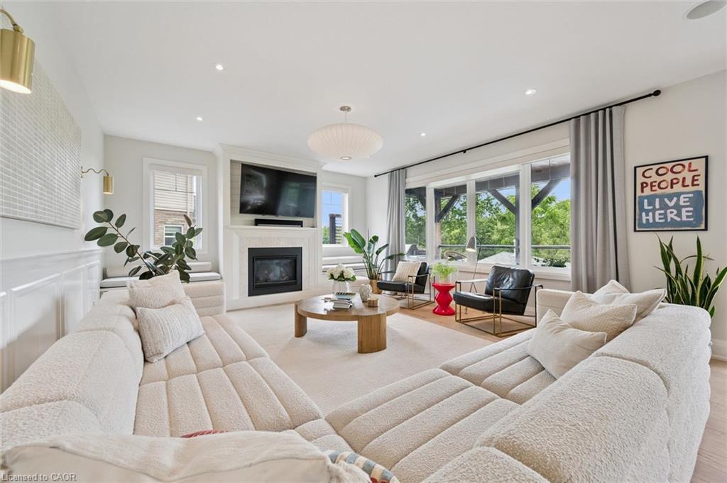 22 Hilltop Road