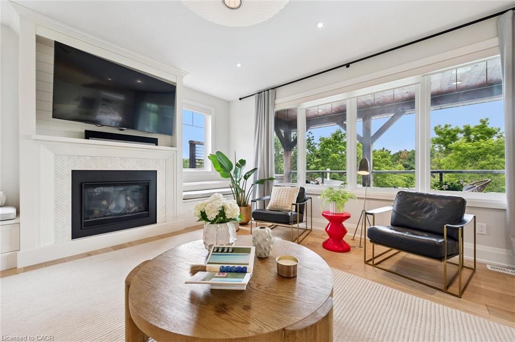 22 Hilltop Road