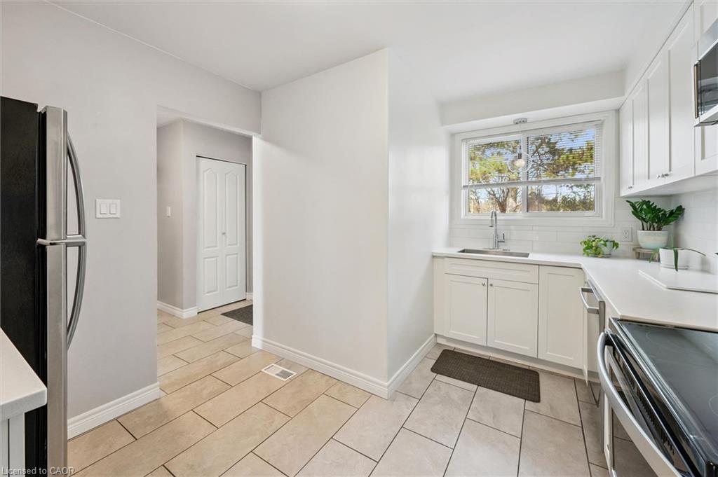 23-41 Rhonda Road Unit: 23