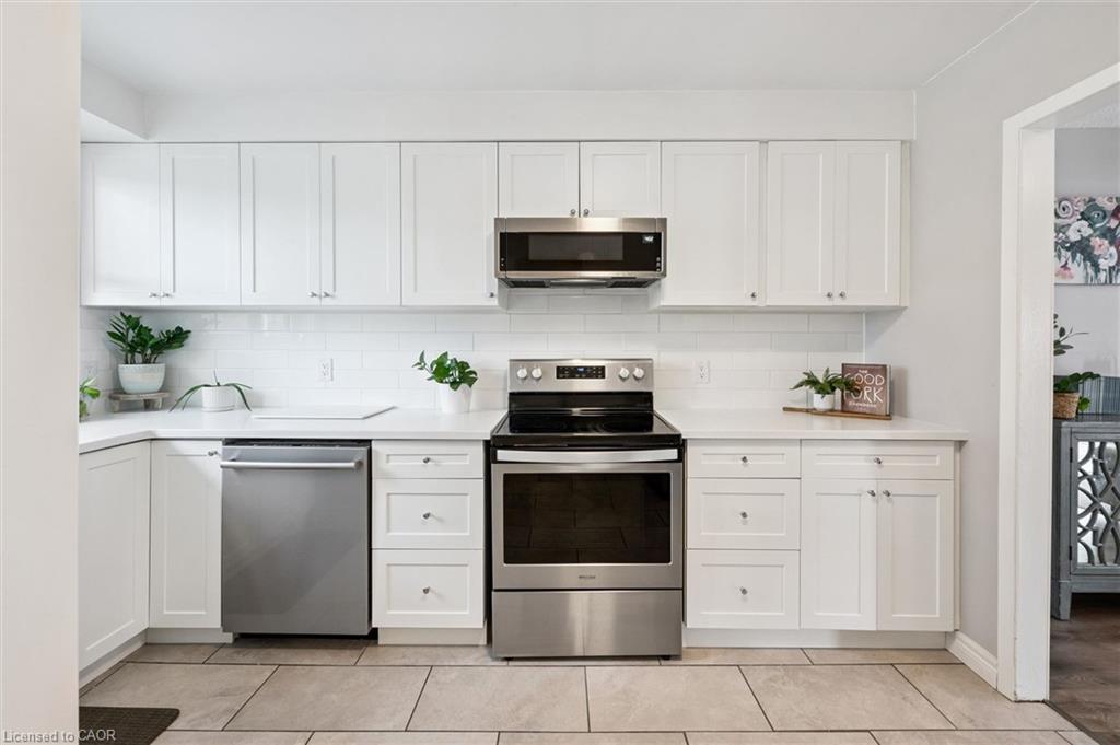 23-41 Rhonda Road Unit: 23