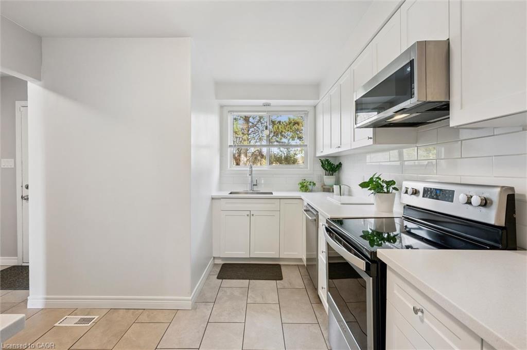 23-41 Rhonda Road Unit: 23