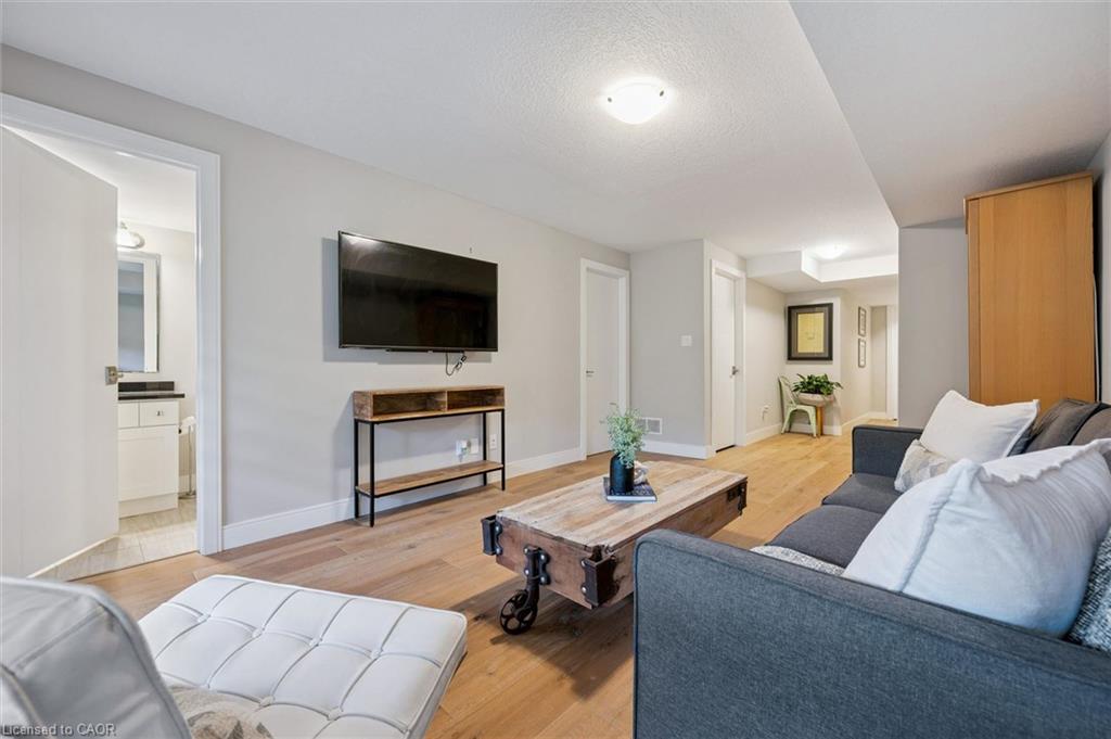 83-60 Arkell Road Unit: 83