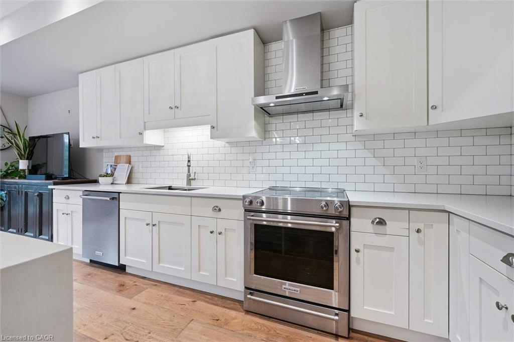 83-60 Arkell Road Unit: 83