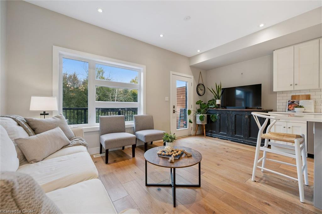 83-60 Arkell Road Unit: 83