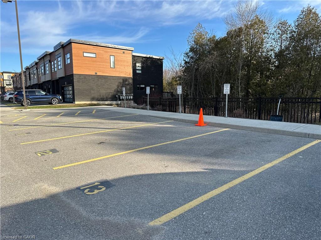 12-60 Arkell Road Unit: 12