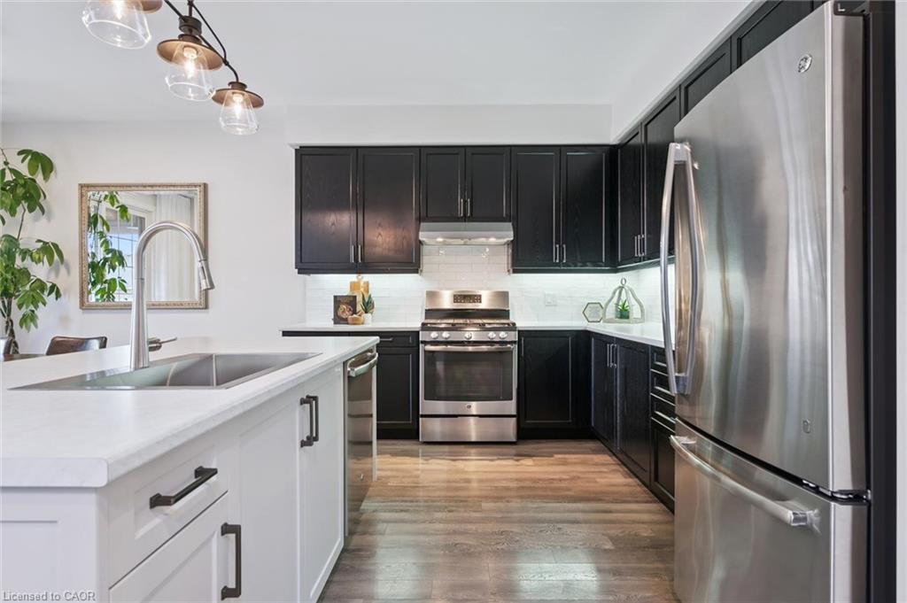 98 Kay Crescent