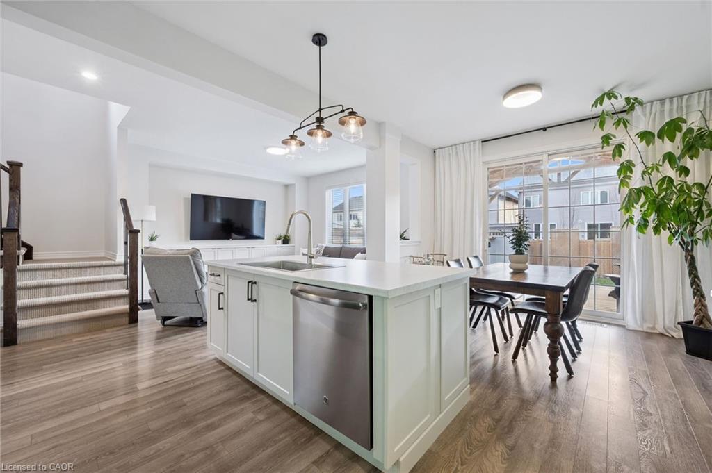 98 Kay Crescent
