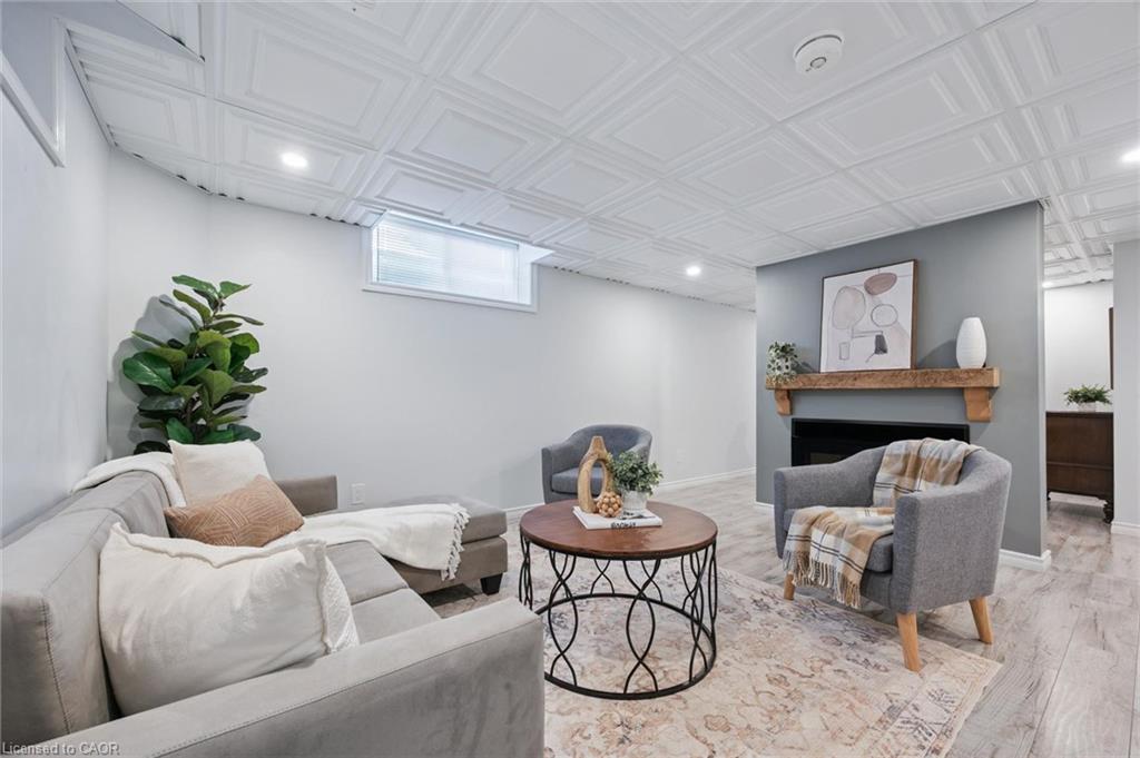 98 Kay Crescent