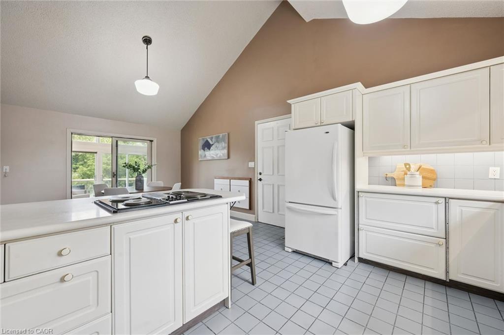 8060 Wellington Rd 18