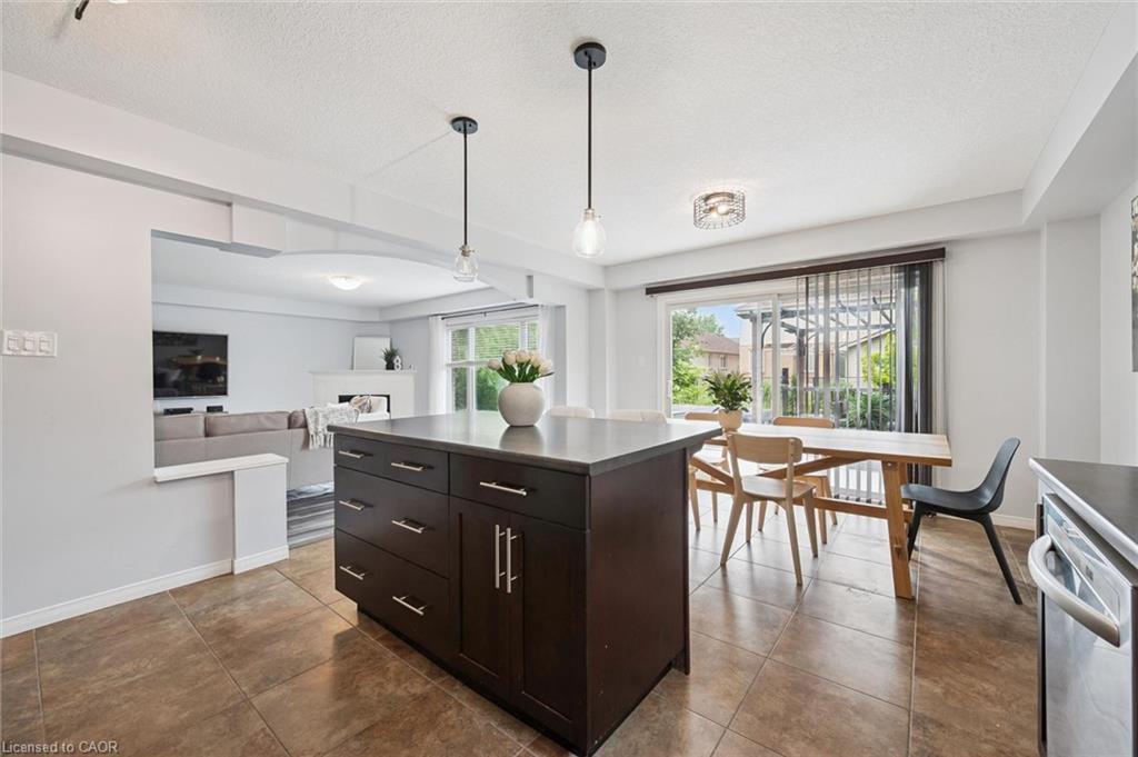 138 Flanders Road