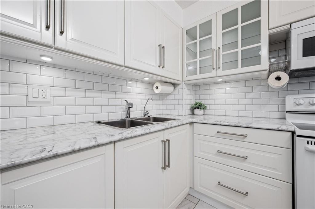 93 Westwood Road Unit #607