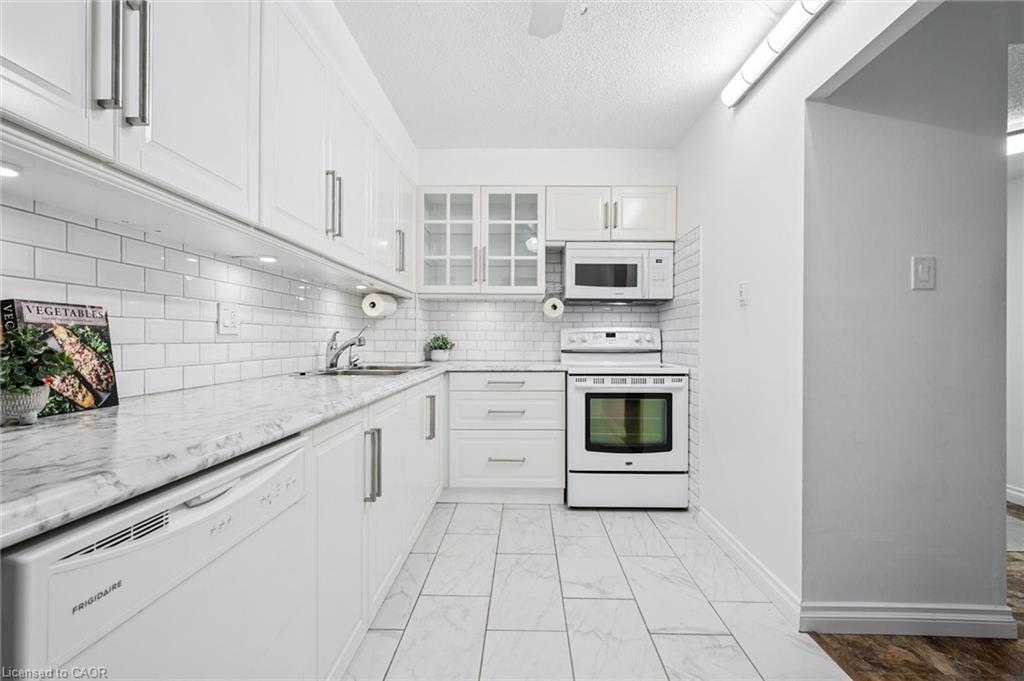 93 Westwood Road Unit #607