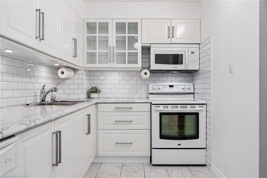 93 Westwood Road Unit #607