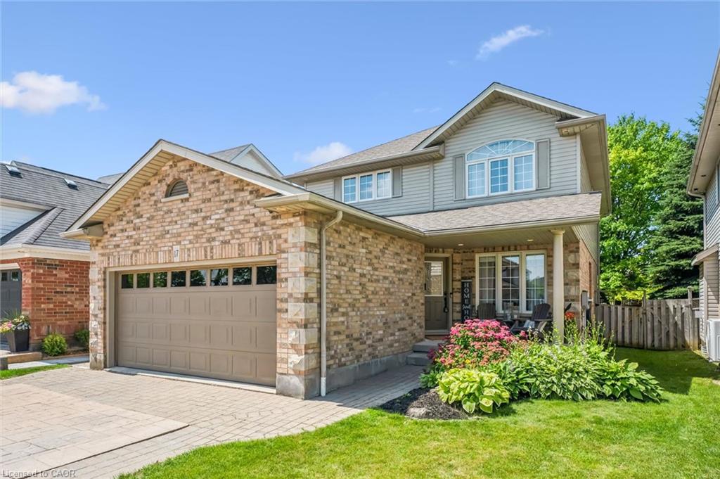 17 Carroll Crescent