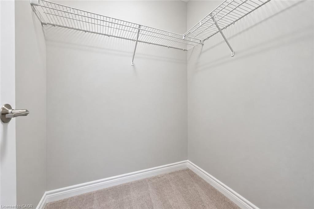 207-333 Gosling Gardens Unit: 207