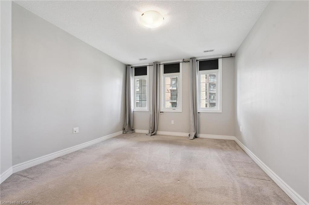 207-333 Gosling Gardens Unit: 207
