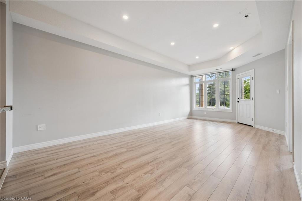 207-333 Gosling Gardens Unit: 207