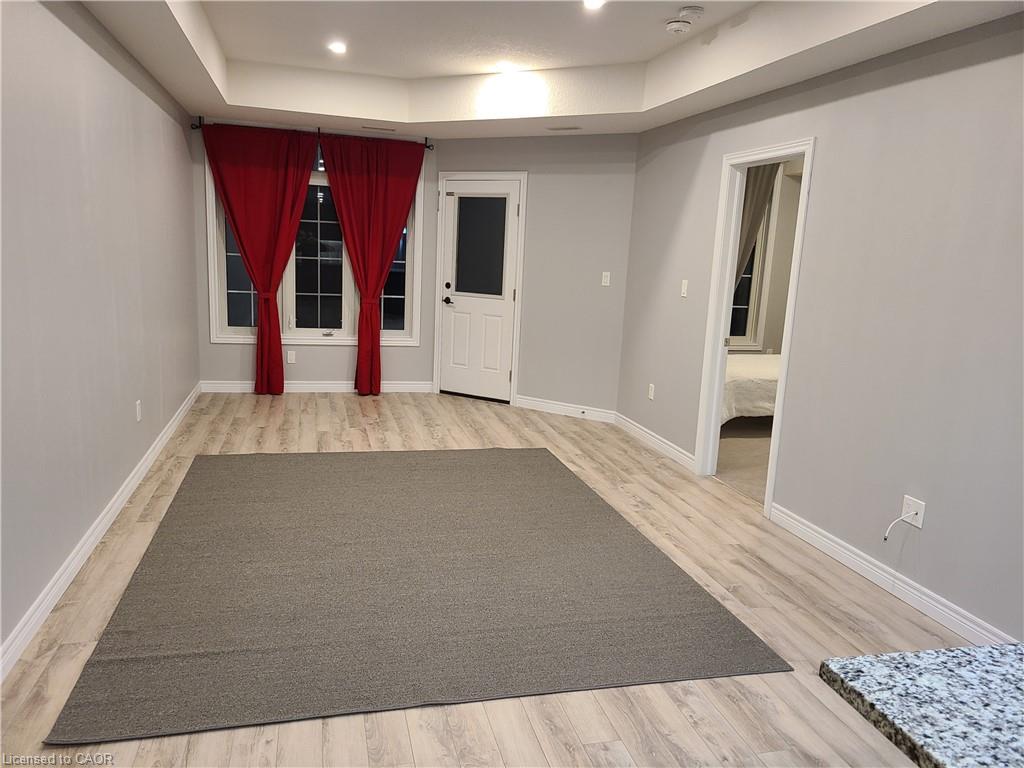 207-333 Gosling Gardens Unit: 207