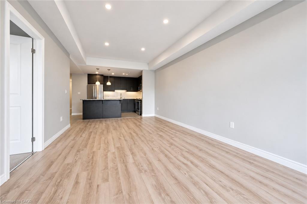 207-333 Gosling Gardens Unit: 207