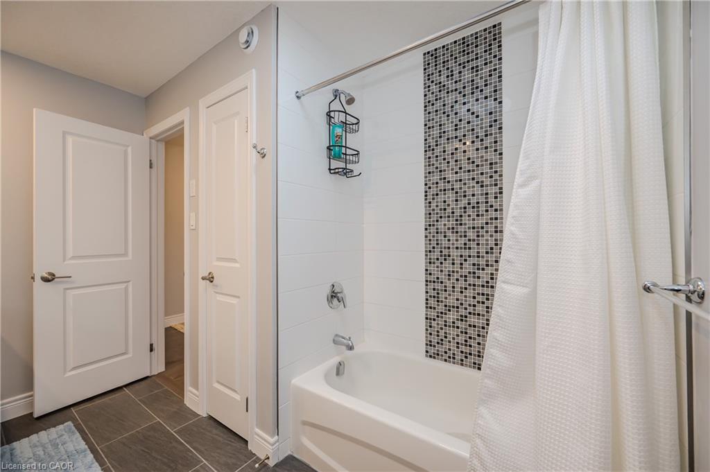 26-254 Gosling Gardens Unit: 26