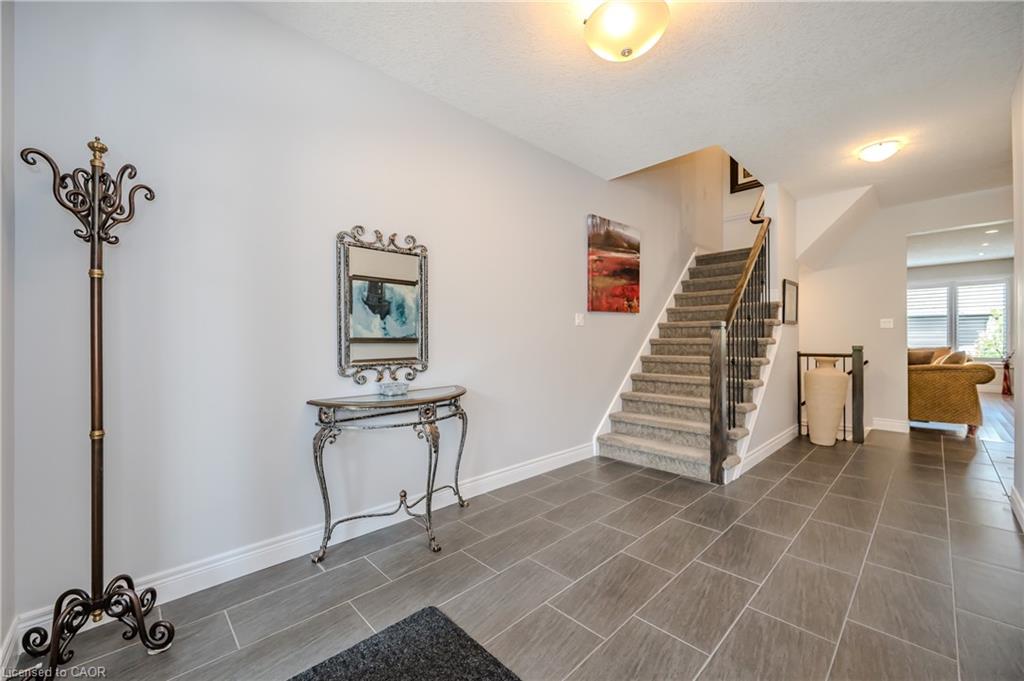 26-254 Gosling Gardens Unit: 26