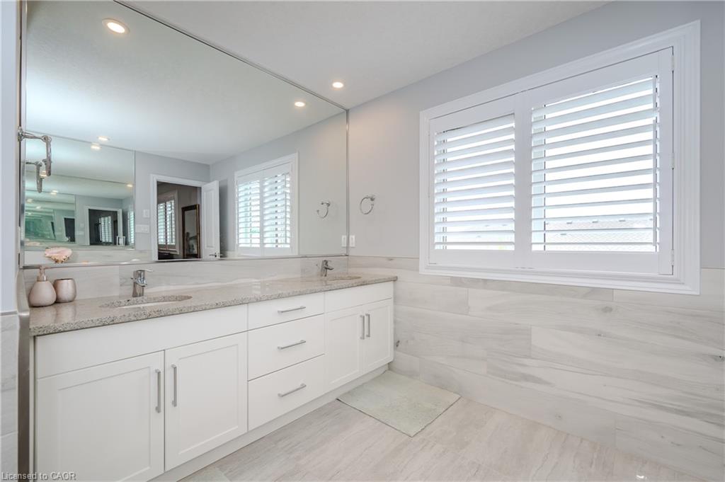 26-254 Gosling Gardens Unit: 26