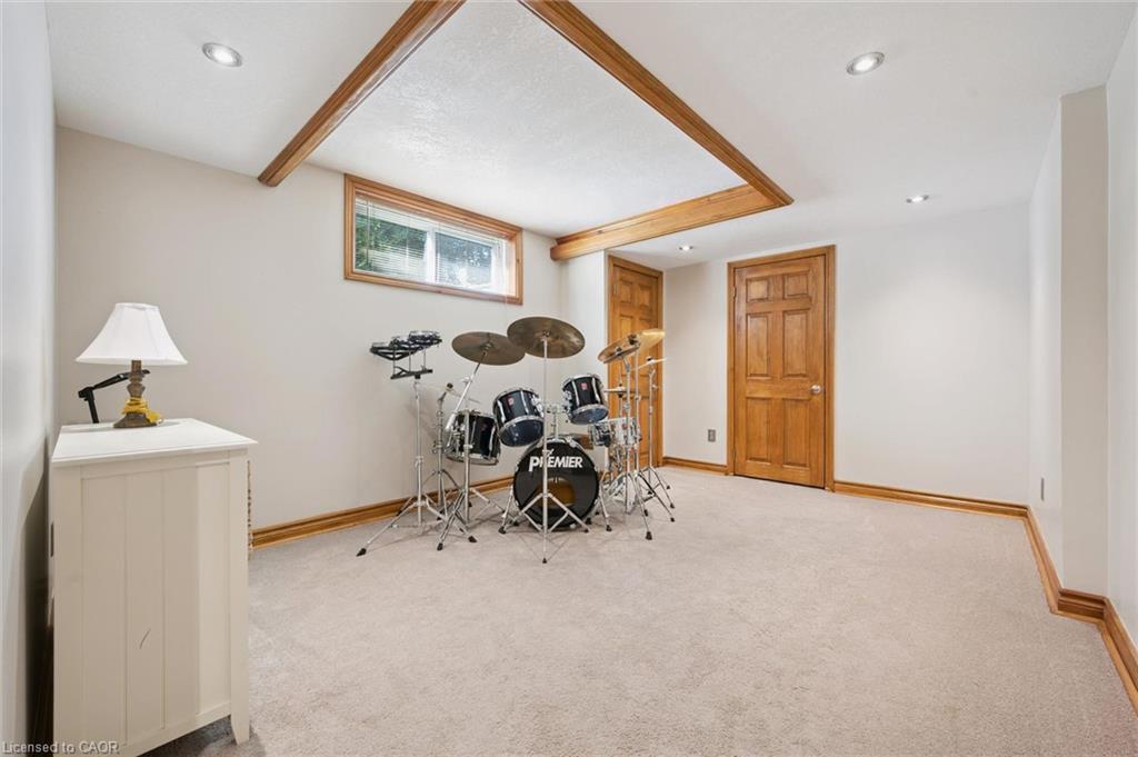 32 Pine Ridge Drive