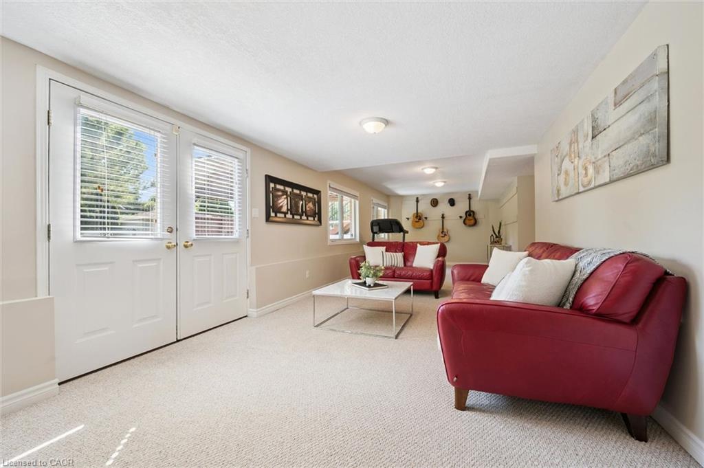 32 Pine Ridge Drive