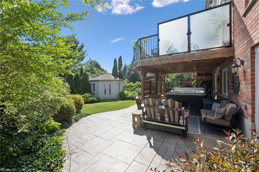 32 Pine Ridge Drive