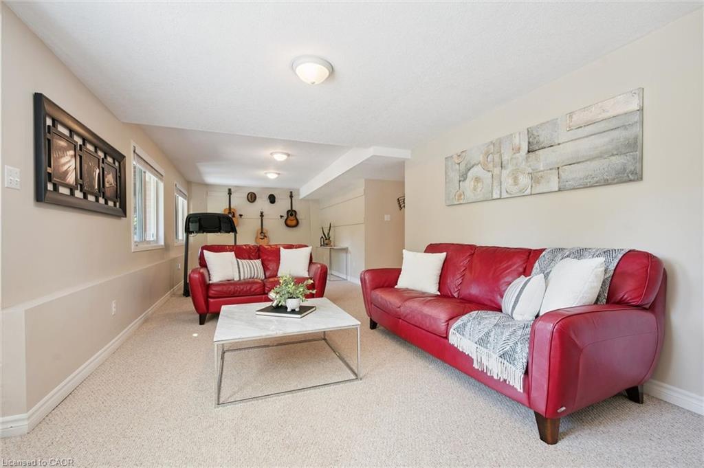 32 Pine Ridge Drive