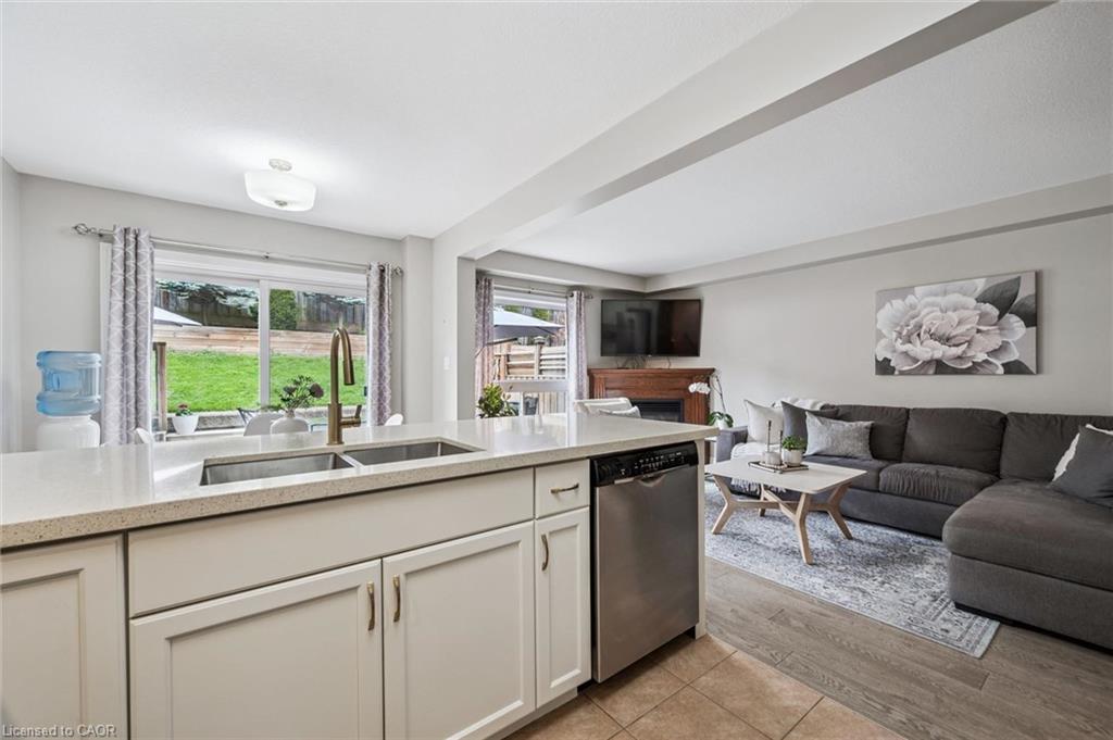 144 Kemp Crescent