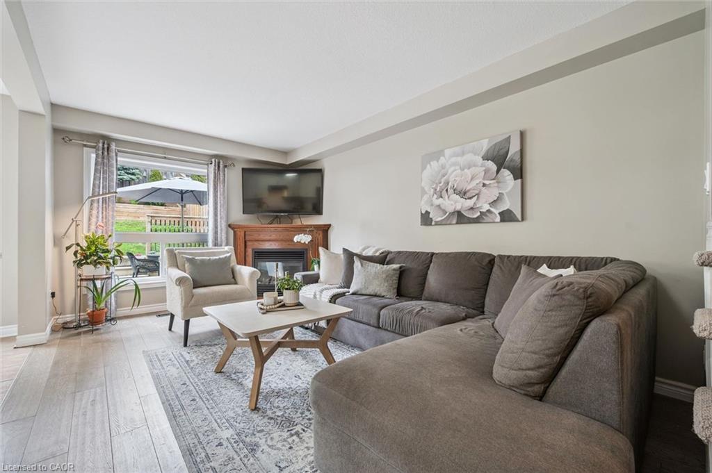 144 Kemp Crescent