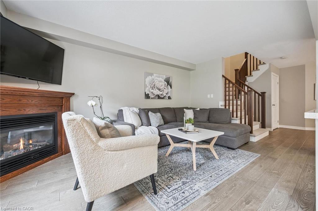 144 Kemp Crescent