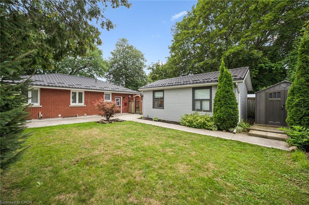 10 Sumac Place