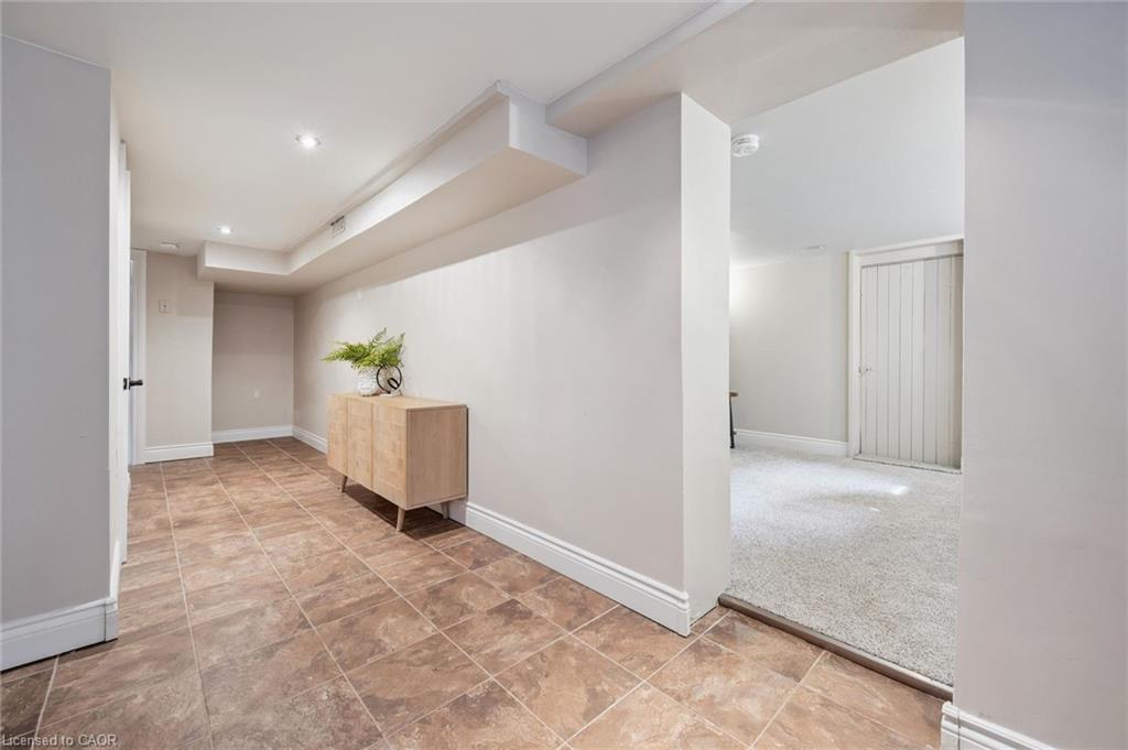 10 Sumac Place