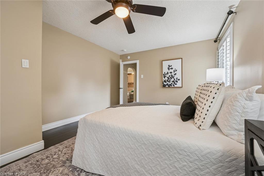 10 Sumac Place