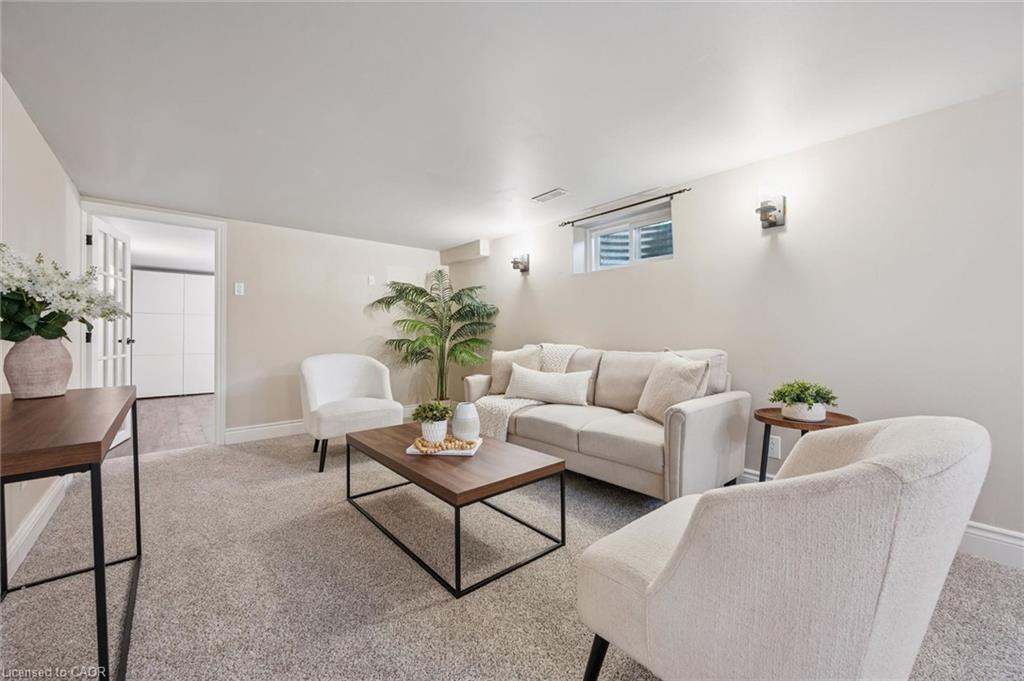 10 Sumac Place