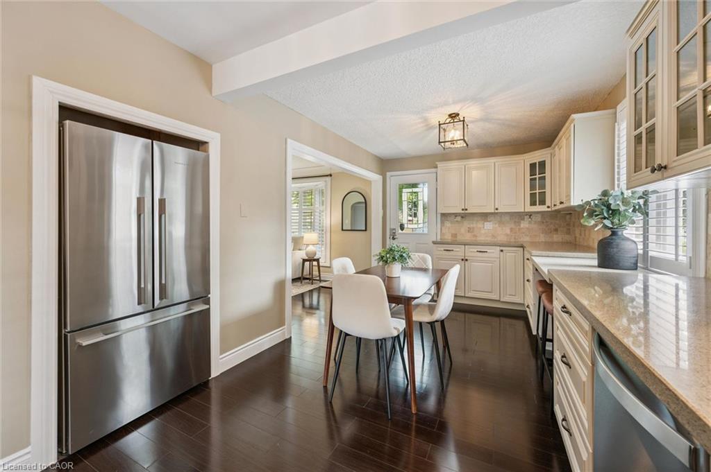 10 Sumac Place