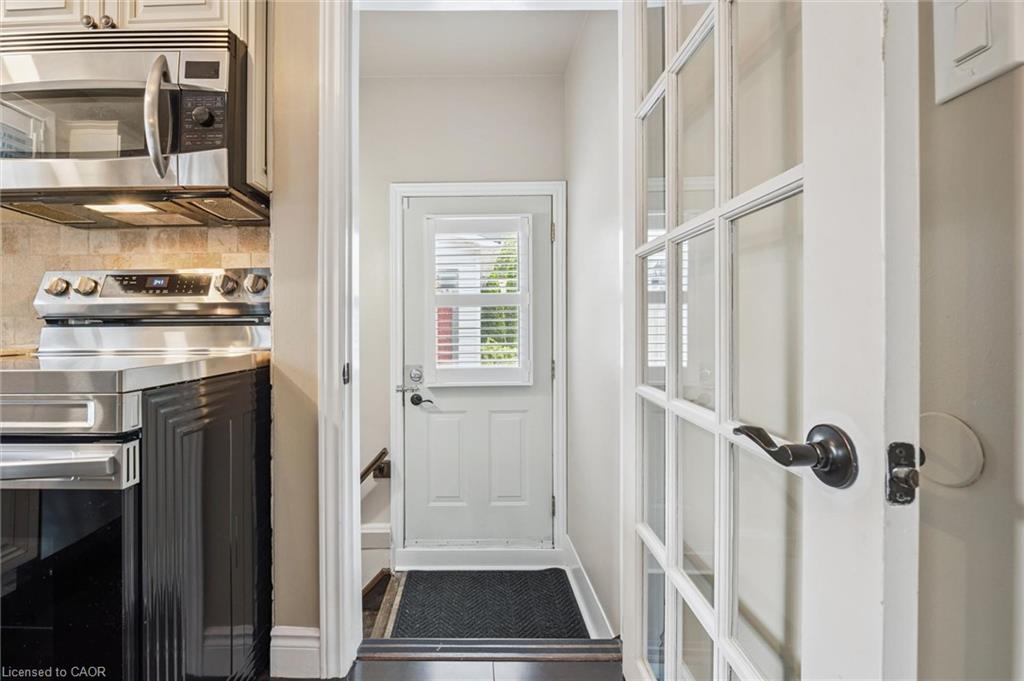 10 Sumac Place