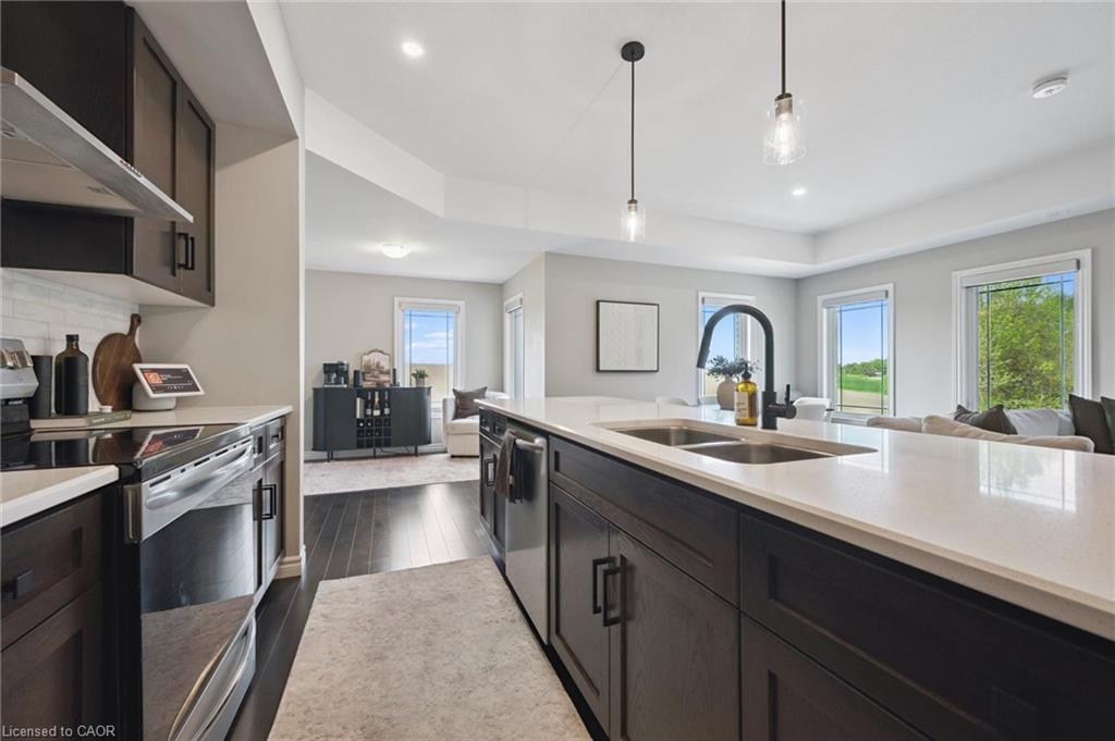58-107 Westra Drive Unit: 58