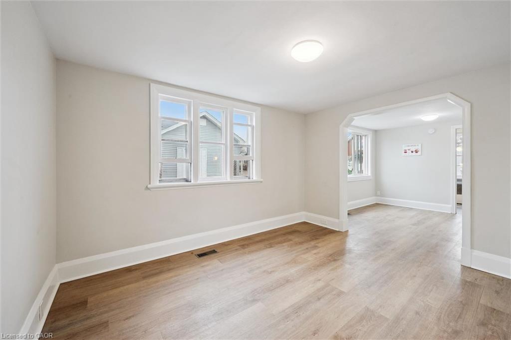 2-29 Hooper Street Unit: 2