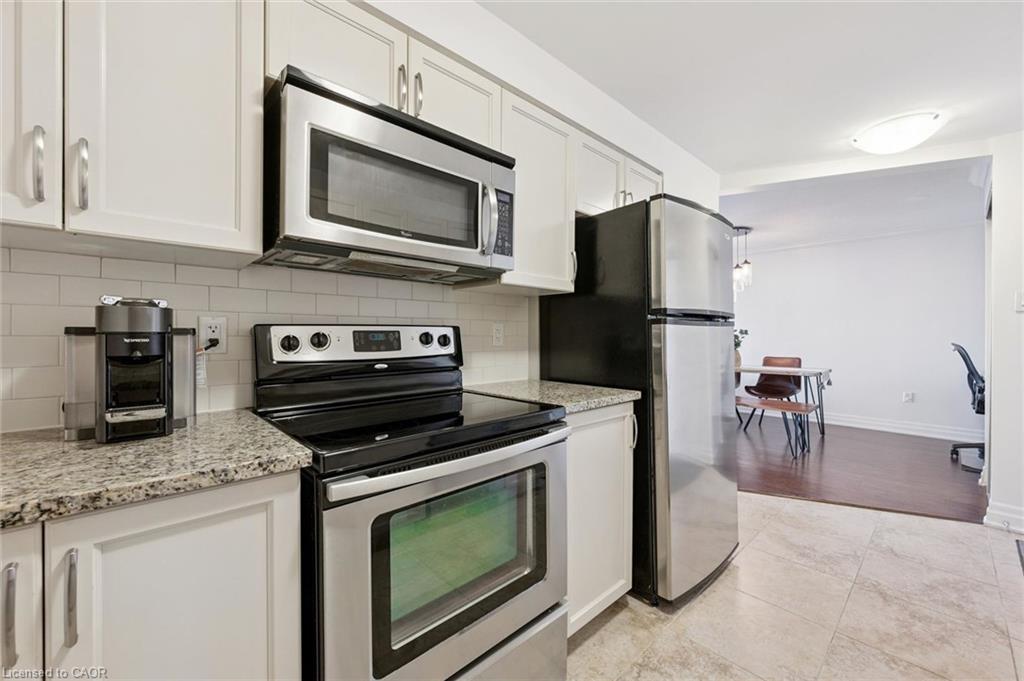 903-55 Yarmouth Street Unit: 903