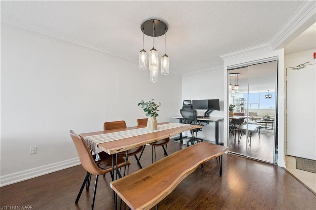 903-55 Yarmouth Street Unit: 903