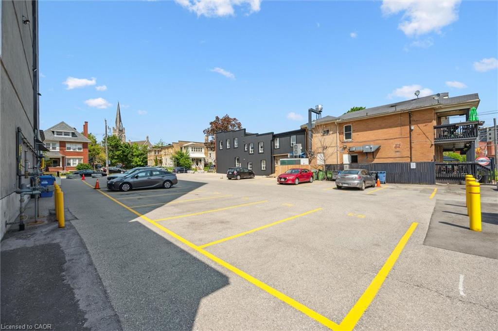 903-55 Yarmouth Street Unit: 903