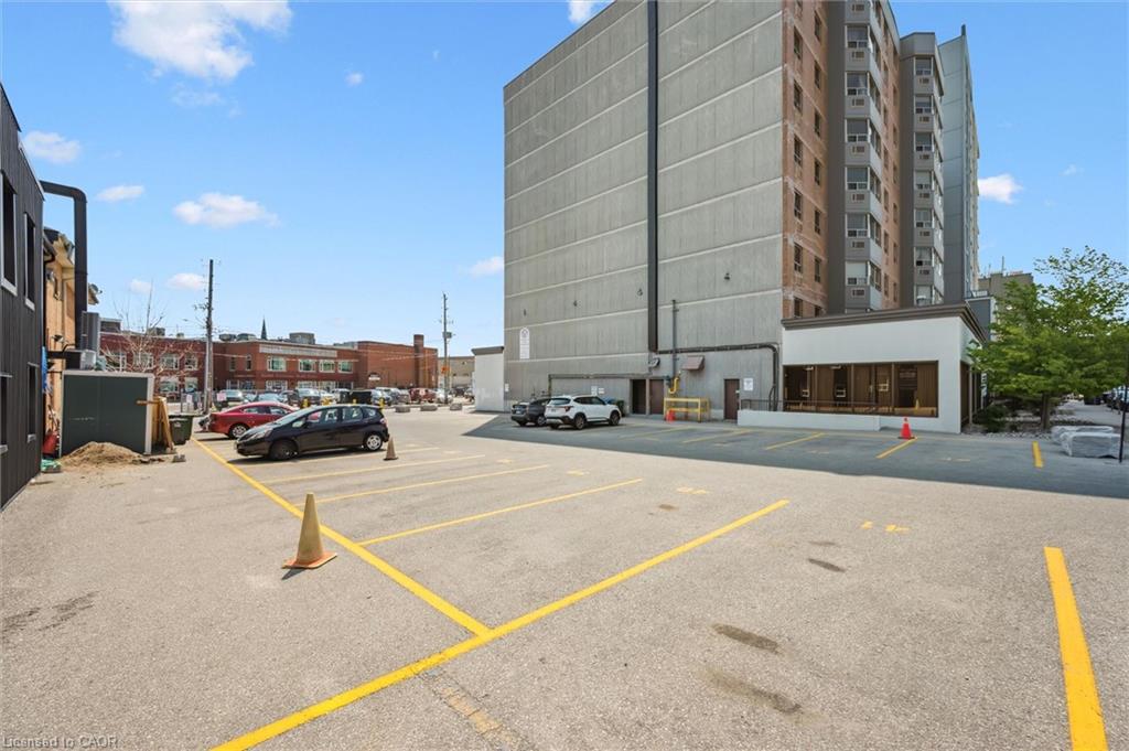 903-55 Yarmouth Street Unit: 903